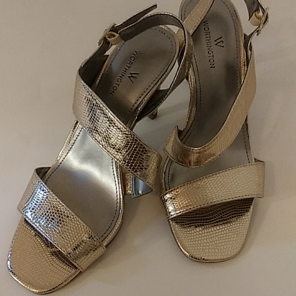 Gold embossed snake texture sandals